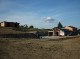 Pohled na ranč od lesa - z jihozápadu - červen 2011 Pohled na ranč od lesa - z jihozápadu - červen 2011